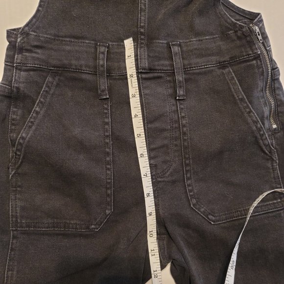 Madewell Skinny Overalls in Lunar Wash Denim - Picture 14 of 15